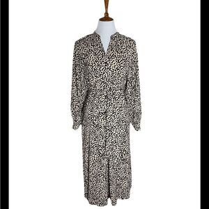 black and white h and m dress & Concealed zip and hook H and M White Dress